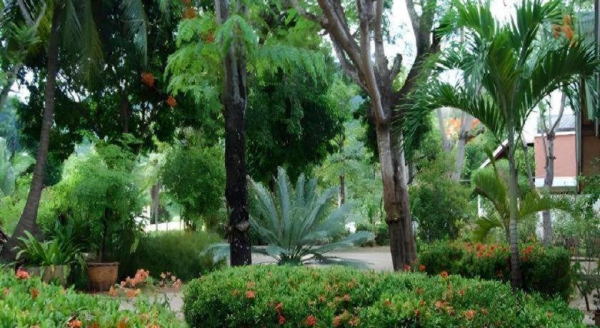 Rose Garden Samui Station touristique 2*