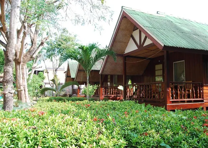 Rose Garden Samui Bungalows